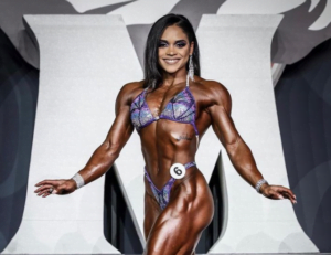 Read more about the article Let’s talk Olympia Debuts! | Stephanie Gibson | Mr Olympia 2021